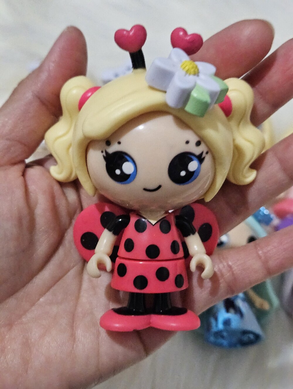 Trinity & Beyond Custom Buildable Mini Figures - Picture 4 of 6